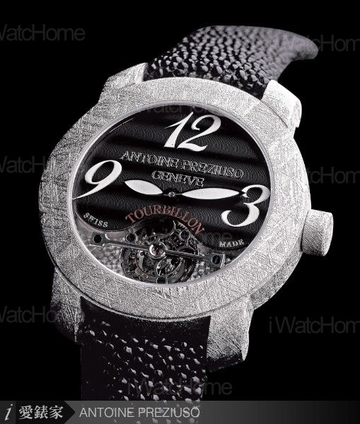 Munionalusta陀飛輪腕錶