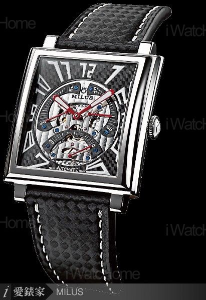 MILUS HERIOS三逆跳秒針鏤空碳纖維腕錶