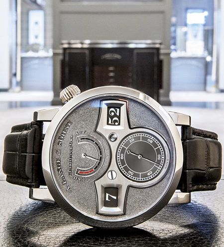 Lange Zeitwerk Handwerkskunst