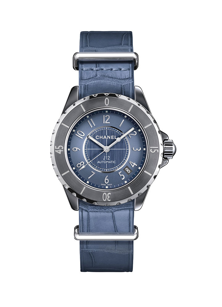 J12-G.10 Blue Chromatic