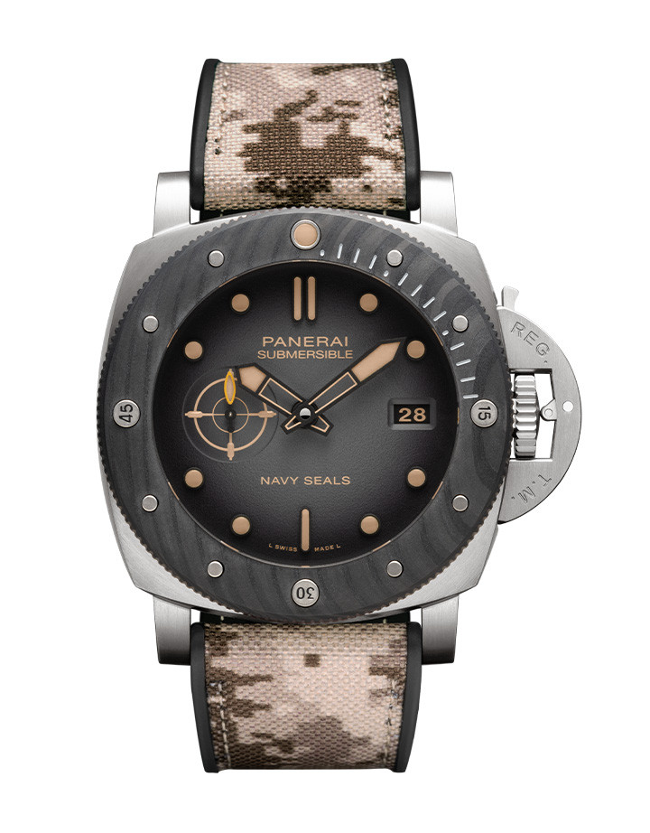 Submersible Navy SEALs Titanio