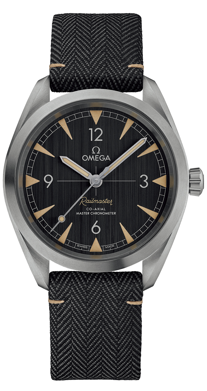 海馬Railmaster大師天文台鐵霸腕錶