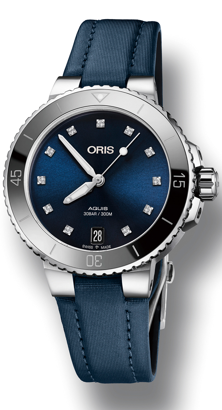 Aquis日期鑽錶