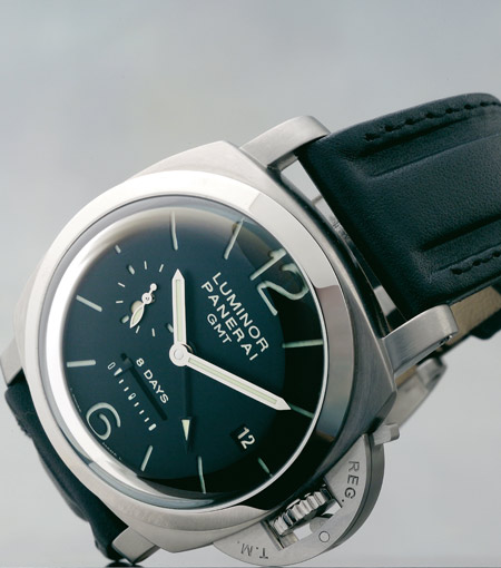 Luminor 1950 8 Days GMT