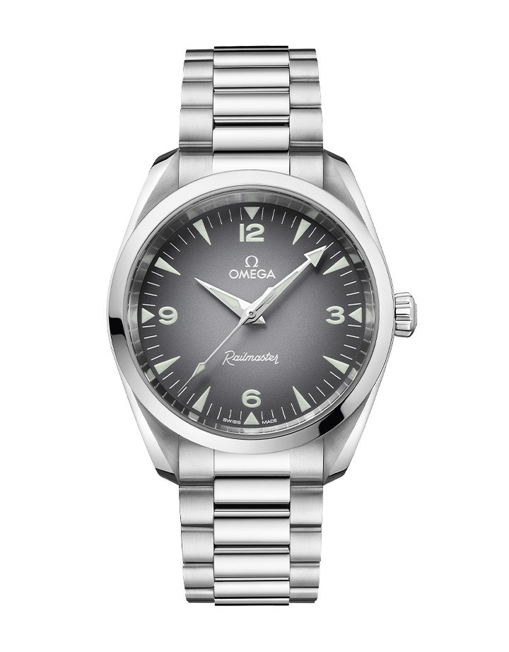 海馬鐵霸系列38毫米腕錶